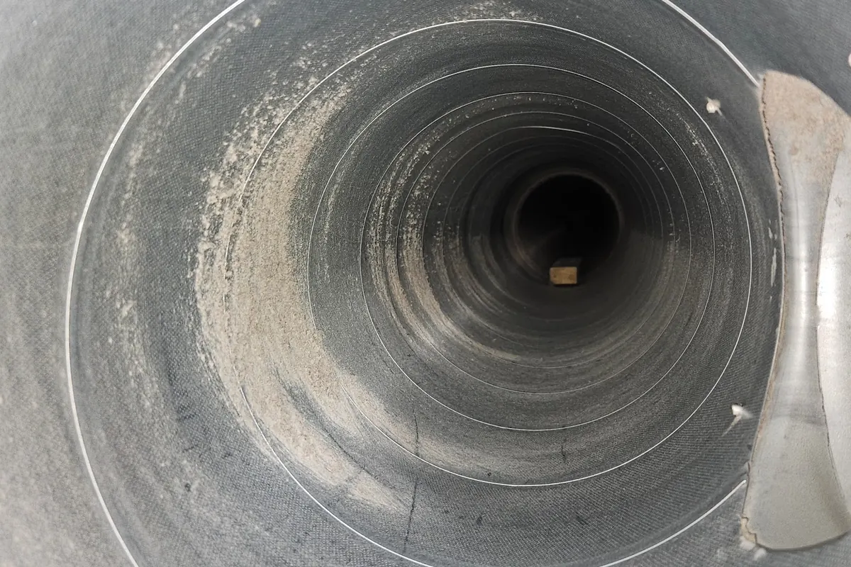 Before: Duct: a thick ring of dust